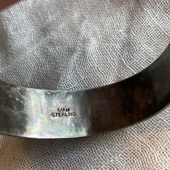 SIAM STERLING SILVER DOME AND WIRE CUFF BRACELET - Picture 3 of 7